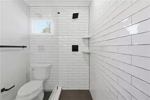 3235 Bluebird Ln, Decatur, GA 30032 - Photo 11