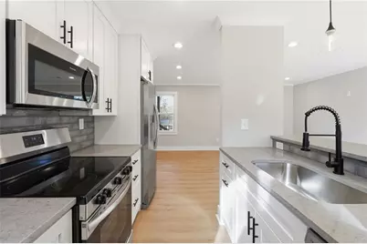 3235 Bluebird Lane, Decatur, GA 30032 - Photo 5