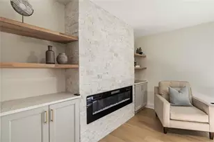 72 Ivy Pkwy NE, Atlanta, GA 30342 - Photo 7