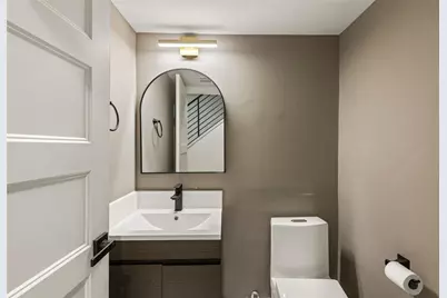 72 Ivy Parkway NE, Atlanta, GA 30342 - Photo 17