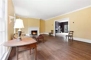 956 W Wesley Rd NW, Atlanta, GA 30327 - Photo 9