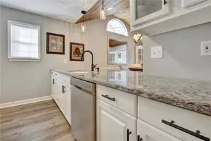93 Greentree Dr, Newnan, GA 30265 - Photo 11