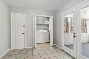 4675 Creek Bluff Dr, Sugar Hill, GA 30518 - Photo 21