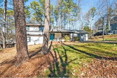 778 Brownlee Lane, Lawrenceville, GA 30044 - Photo 9