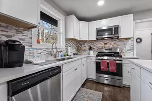 778 Brownlee Ln, Lawrenceville, GA 30044 - Photo 15