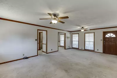 517 Cole Drive, Lilburn, GA 30047 - Photo 7