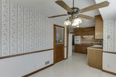 517 Cole Drive, Lilburn, GA 30047 - Photo 17