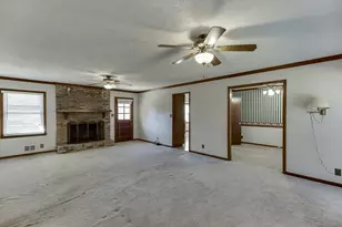 517 Cole Dr, Lilburn, GA 30047 - Photo 5