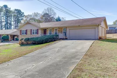 517 Cole Drive, Lilburn, GA 30047 - Photo 3