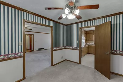 517 Cole Drive, Lilburn, GA 30047 - Photo 9