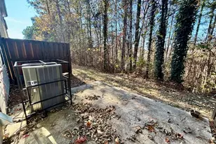 2809 Ridgeview Dr, Atlanta, GA 30331 - Photo 27