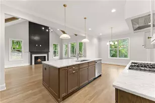 4860 Grandview Ct, Flowery Branch, GA 30542 - Photo 9