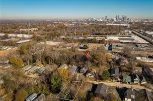 984 Dimmock St SW, Atlanta, GA 30310 - Photo 1