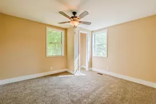 613 Bradley Ave, La Fayette, GA 30728 - Photo 13