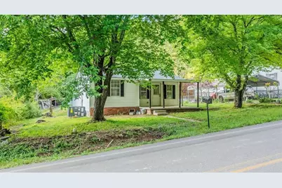 613 Bradley Avenue, La Fayette, GA 30728 - Photo 3