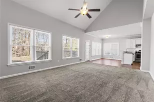 680 Somerset Vale Dr, Lawrenceville, GA 30044 - Photo 17