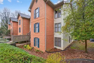 710 Garden Ct, Atlanta, GA 30328 - Photo 5