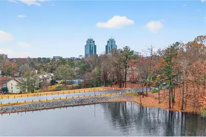 710 Garden Court, Atlanta, GA 30328 - Photo 47