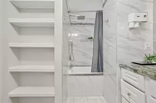 5242 McCarter Station, Stone Mountain, GA 30088 - Photo 9