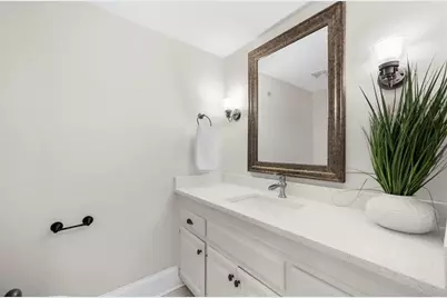 10155 Cresent Hill Lane, Roswell, GA 30076 - Photo 23