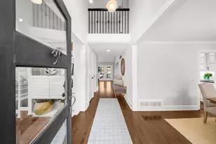 10155 Cres Hill Ln, Roswell, GA 30076 - Photo 13