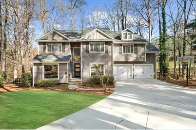 10155 Cresent Hill Lane, Roswell, GA 30076 - Photo 1