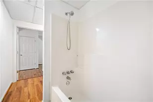 10895 Glenbarr Dr, Johns Creek, GA 30097 - Photo 31