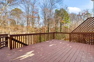 10895 Glenbarr Dr, Johns Creek, GA 30097 - Photo 35