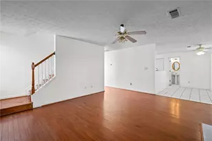 545 Sterling Pointe Ct, Lawrenceville, GA 30043 - Photo 13