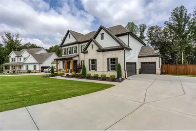 1041 Montrose Way, Hoschton, GA 30548 - Photo 3