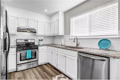 8413 Glenwoods Terrace, Riverdale, GA 30274 - Photo 13