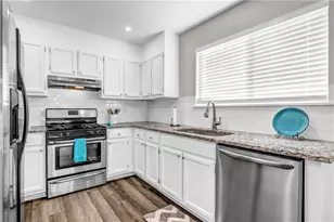 8413 Glenwoods Terrace, Riverdale, GA 30274 - Photo 13