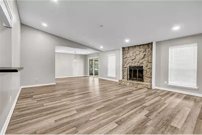 8413 Glenwoods Terrace, Riverdale, GA 30274 - Photo 3