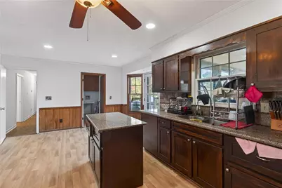 6728 Angels Lane, Tucker, GA 30084 - Photo 7