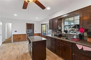 6728 Angels Ln, Tucker, GA 30084 - Photo 7