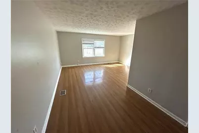 6174 Lower Dixie Lake Road, Union City, GA 30291 - Photo 7