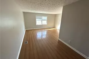 6174 Lower Dixie Lake Rd, Union City, GA 30291 - Photo 7