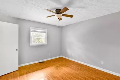 6174 Lower Dixie Lake Road, Union City, GA 30291 - Photo 23