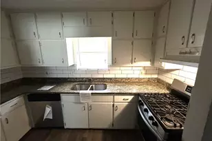 2181 Delowe Dr, East Point, GA 30344 - Photo 9