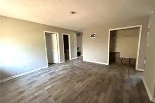 2181 Delowe Dr, East Point, GA 30344 - Photo 11