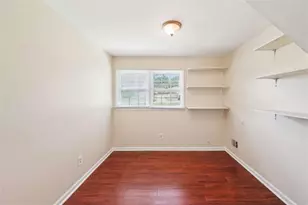 498 Cole Dr SW, Lilburn, GA 30047 - Photo 17