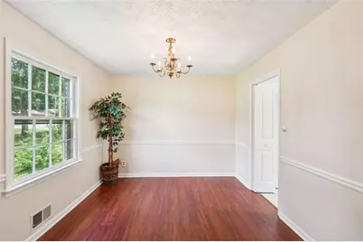 498 Cole Drive SW, Lilburn, GA 30047 - Photo 7