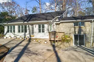 6386 Tuggle Dr, Buford, GA 30518 - Photo 57