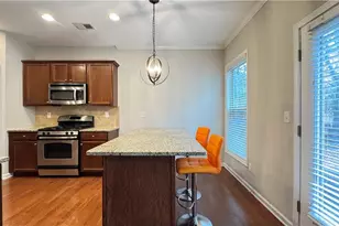 2160 Greencrest Cir, Alpharetta, GA 30004 - Photo 9