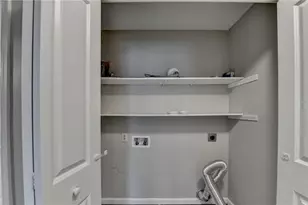 373 N Victoria Rd, Woodstock, GA 30189 - Photo 27