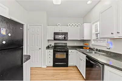 141 Mill Pond Crossing #L3, Carrollton, GA 30116 - Photo 5