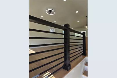 332 W Downing Court, Jonesboro, GA 30238 - Photo 3