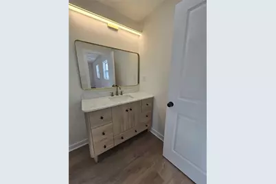 332 W Downing Court, Jonesboro, GA 30238 - Photo 17