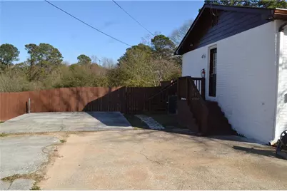 555 Lee Byrd Road, Loganville, GA 30052 - Photo 3