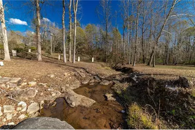 3135 Juhan Road, Stone Mountain, GA 30087 - Photo 5